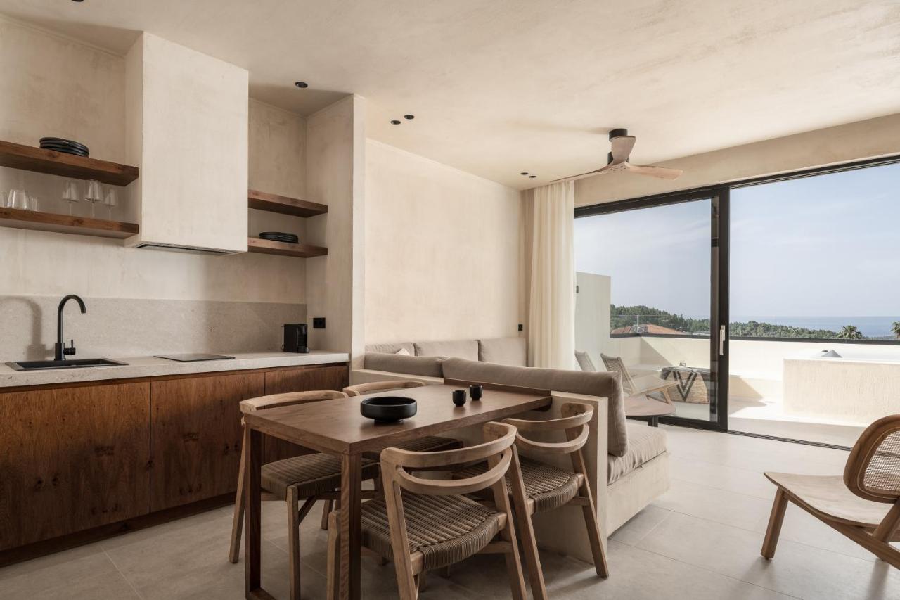 Seven Rocks Paliouri Exterior foto